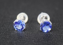 「タンザナイト　ピアス　宝石　買取りました」
