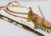 「セリーヌ　ＣＥＬＩＮＥ　スカーフ　買取りました」
