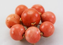 「サンゴ　ブローチ　買取りました」