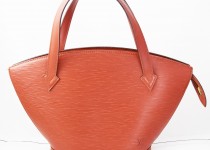 「ルイヴィトン　ブランド品　買取りました」