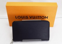「ルイヴィトン　ブランド　財布　買取りました」