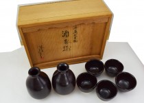 「骨董品・陶器・食器　買取りました」