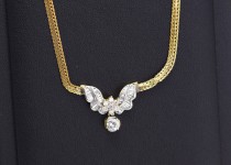 「ダイヤモンド　ネックレス　宝石　買い取りました」
