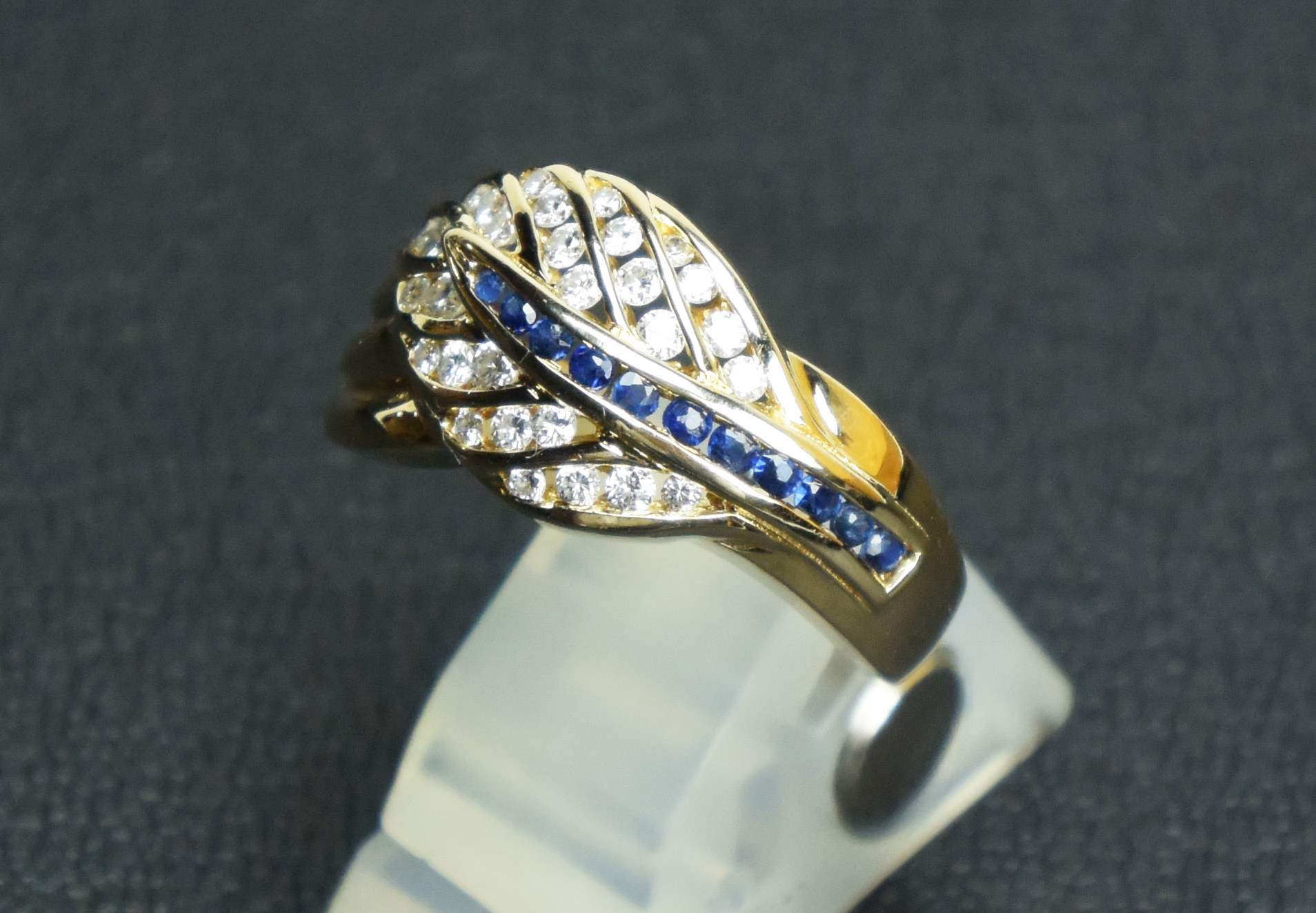「サファイヤ ダイヤモンド 指輪 買取りました」 - 野村質店 ｜京都・東山・五条にある開業百有余年の質屋・買取店