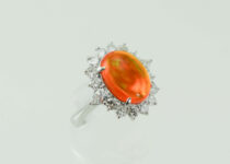 「ファイヤーオパール　ダイヤモンド　プラチナ　指輪　宝石　買取りました」