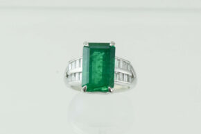 エメラルド　ダイヤモンド　プラチナ　指輪